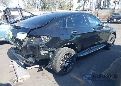 2022 Mercedes-Benz Glc Glc 300 z USA, uszkodzony, nr VIN W1N0J8EB2NG056163